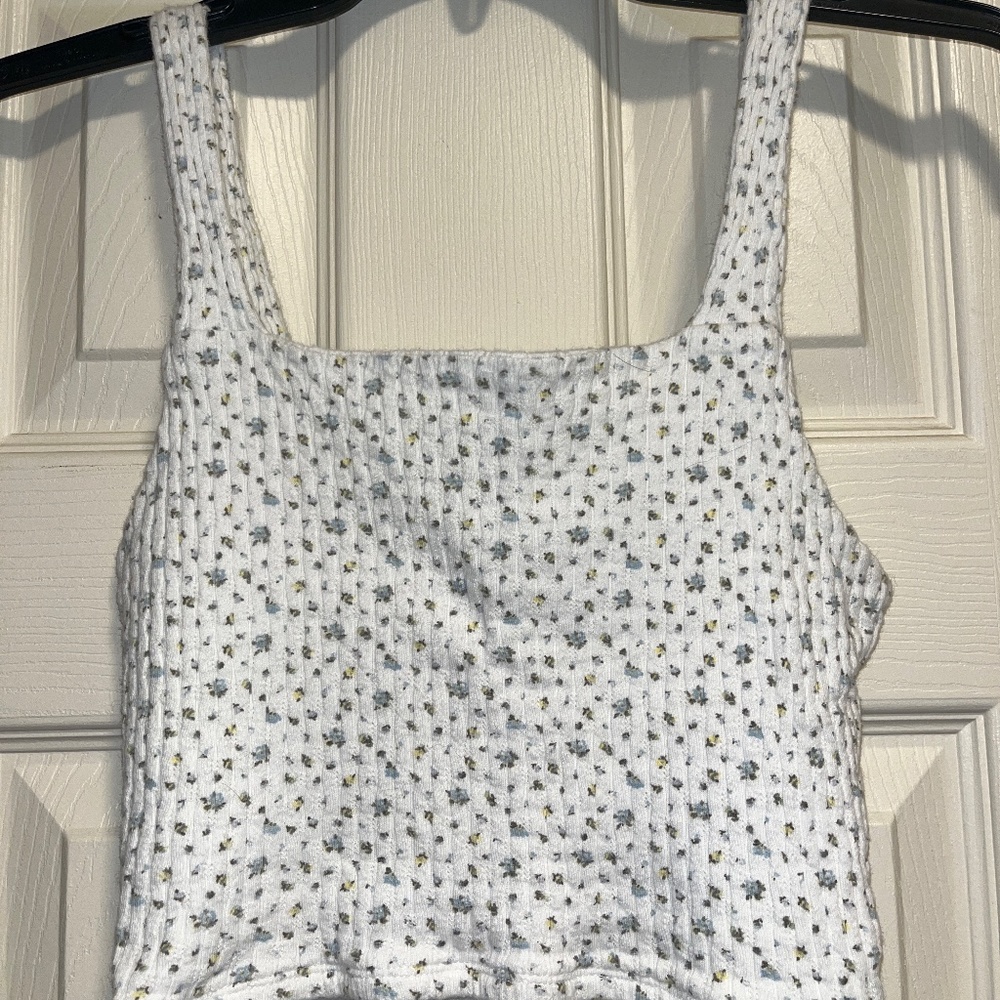 White Floral Cropped Tank
